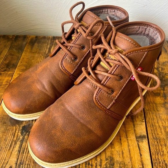 Levi's 501 Boys Youth Ankle Work Boots SZ 6 Brown British Tan Lightweight - Picture 1 of 10